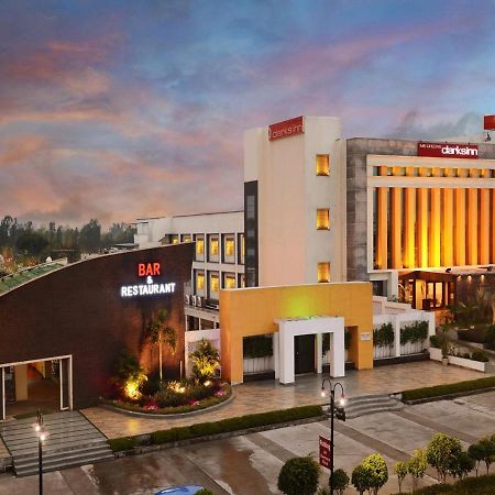 M B Greens Clarks Inn Moradabad Extérieur photo