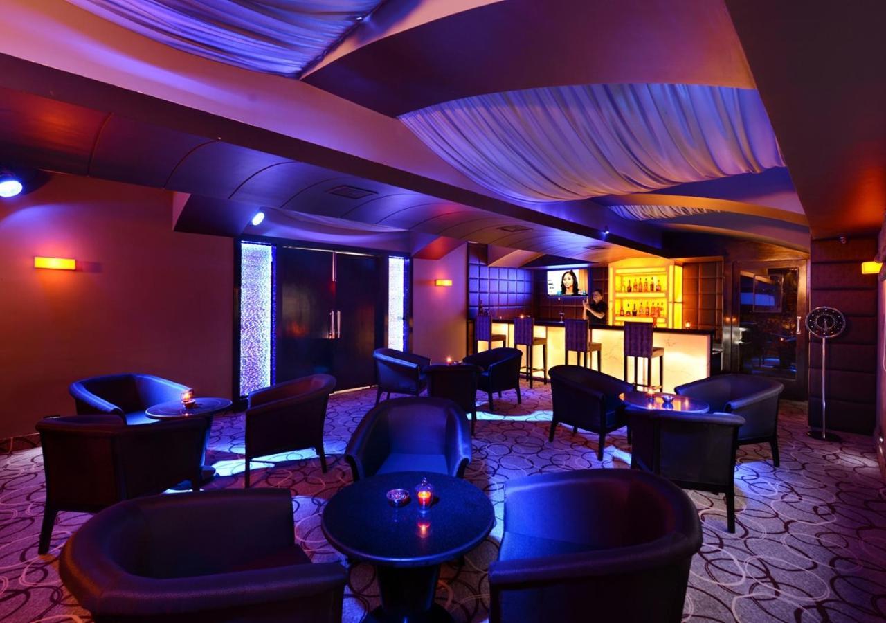 M B Greens Clarks Inn Moradabad Extérieur photo