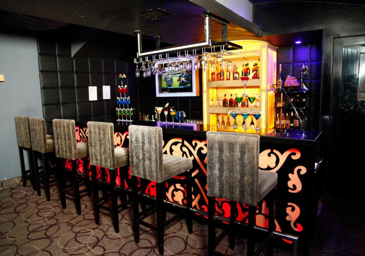 M B Greens Clarks Inn Moradabad Extérieur photo