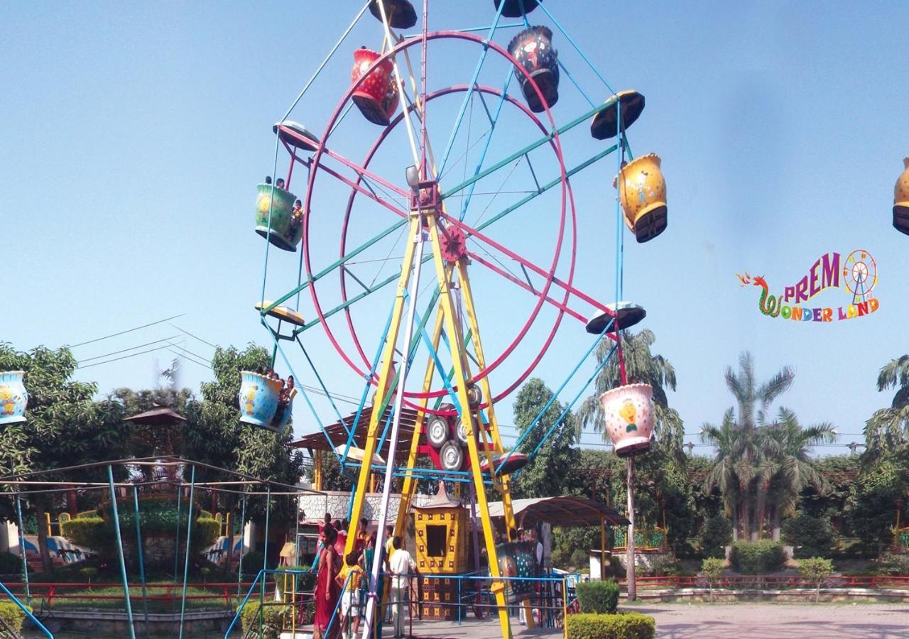 M B Greens Clarks Inn Moradabad Extérieur photo