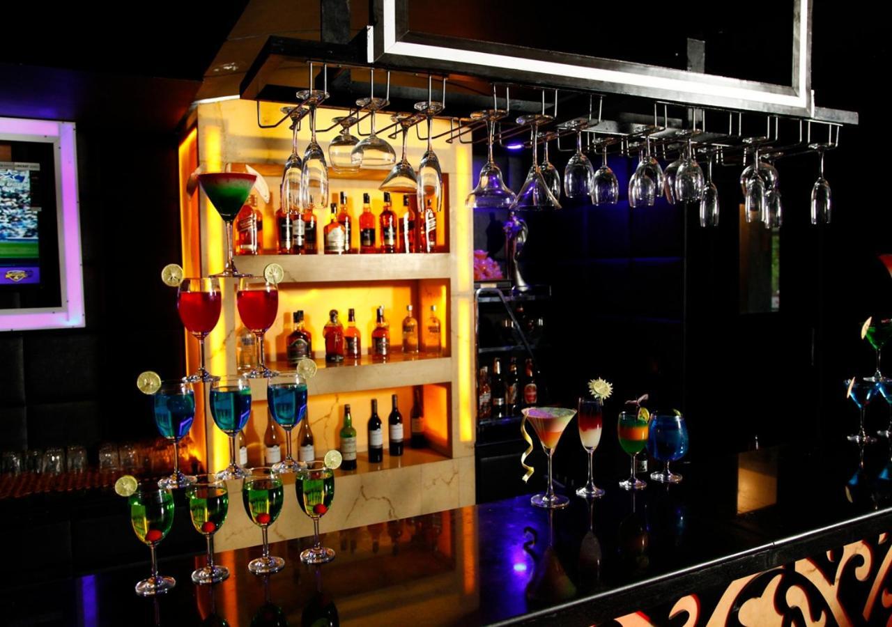 M B Greens Clarks Inn Moradabad Extérieur photo
